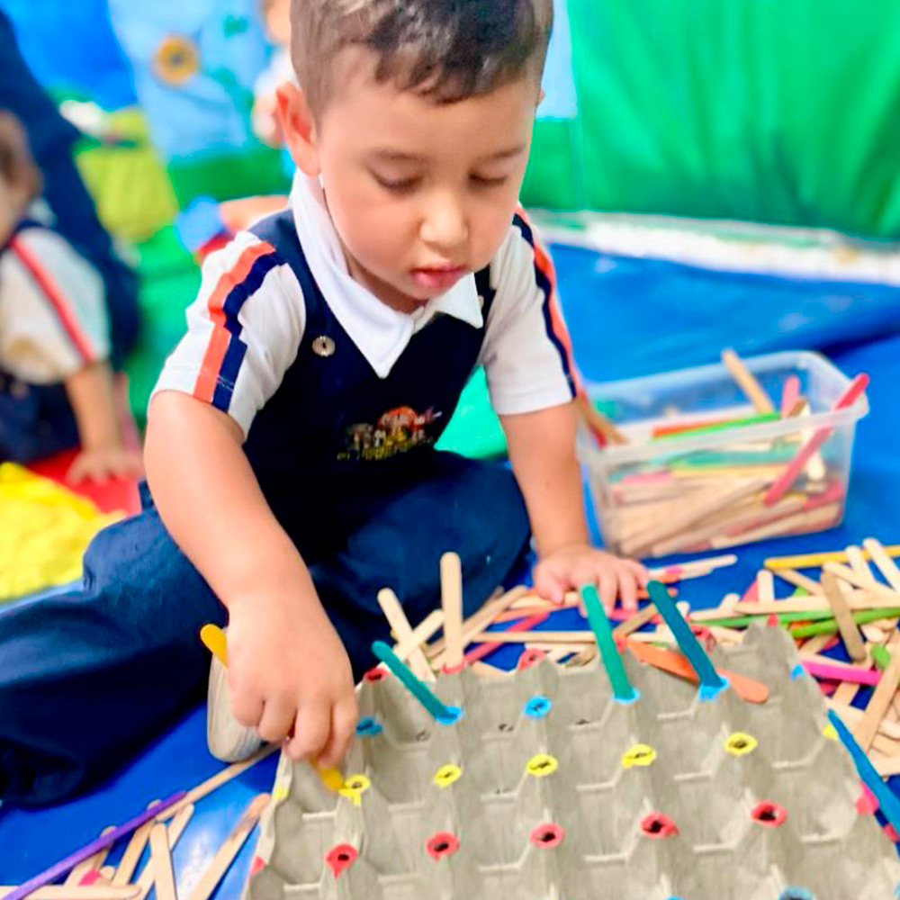 CENTRO INFANTIL EL MAGO DE OZ